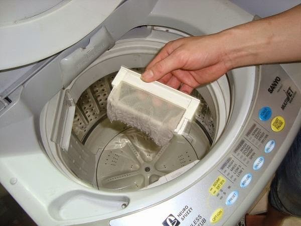 Cách khắc phục máy giặt bị cặn bẩn dễ dàng, nhanh chóng